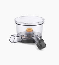 Slow juicer